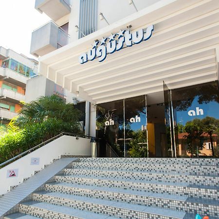 Hotel Augustus Риччоне Экстерьер фото